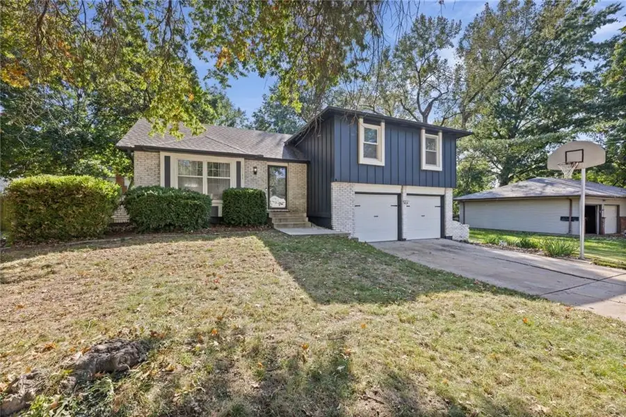 13111 W 100th Street, Lenexa, KS 66215 - #2