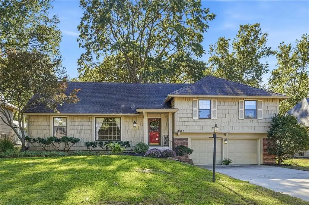 6525 W 100th Terrace, Overland Park, KS 66212 - #1
