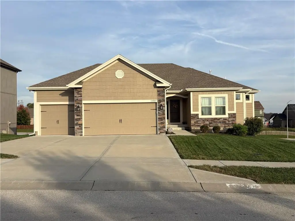 11027 N Crystal Avenue, Kansas City, MO 64156 - #1