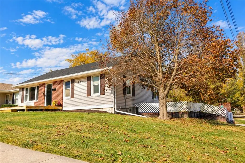 721 E Thompson Street, Maryville, MO 64468 - #1