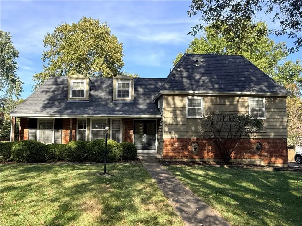 106 E 117th Terrace, Kansas City, MO 64114 - #1