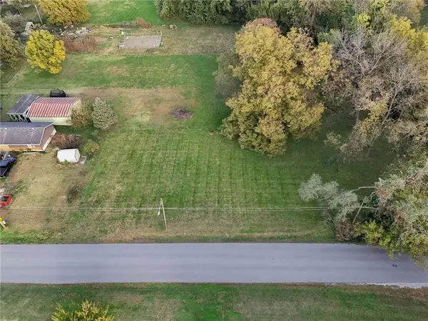 2931 S 28th Street, St Joseph, MO 64503
