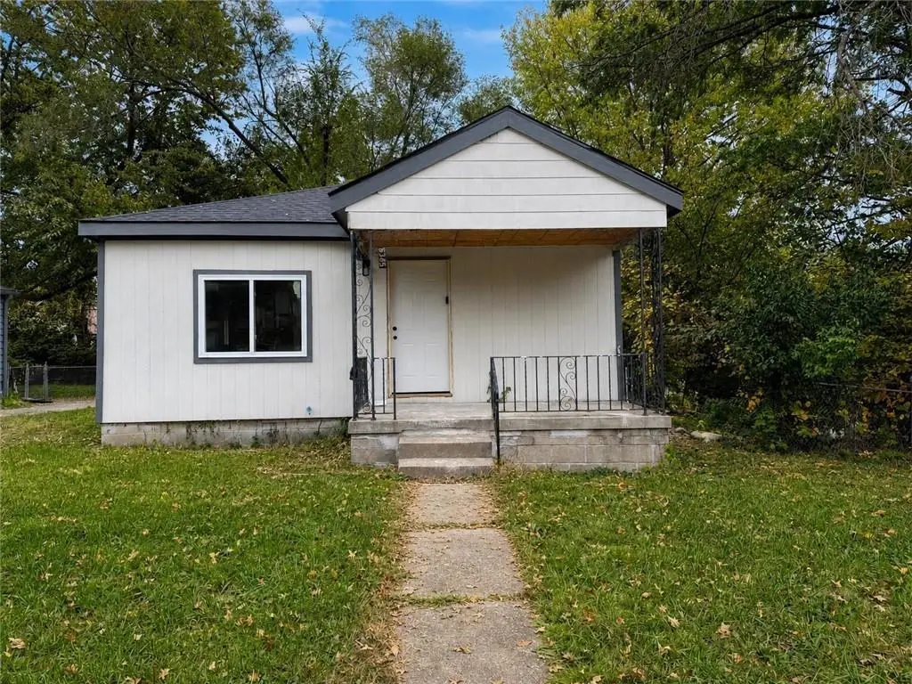 5345 Park Avenue, Kansas City, MO 64130 - #1