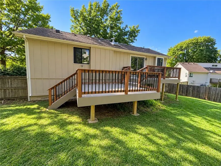 14608 Brentwood Drive, Lenexa, KS 66215 - #2