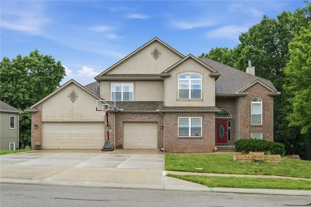 9528 Pearl Avenue, Kansas City, MO 64139 - #1