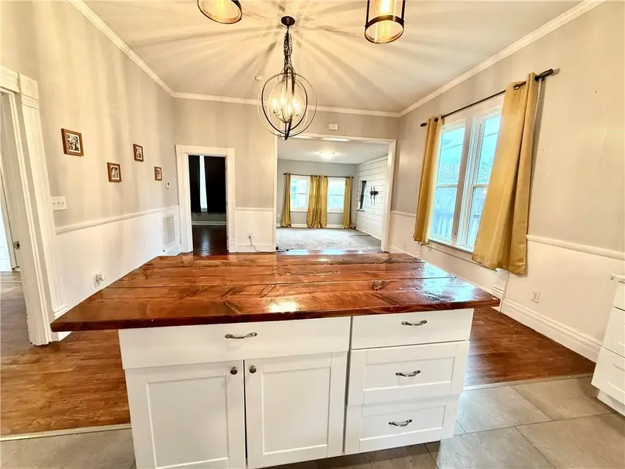 401 W 11th Street, Maryville, MO 64468 - #3