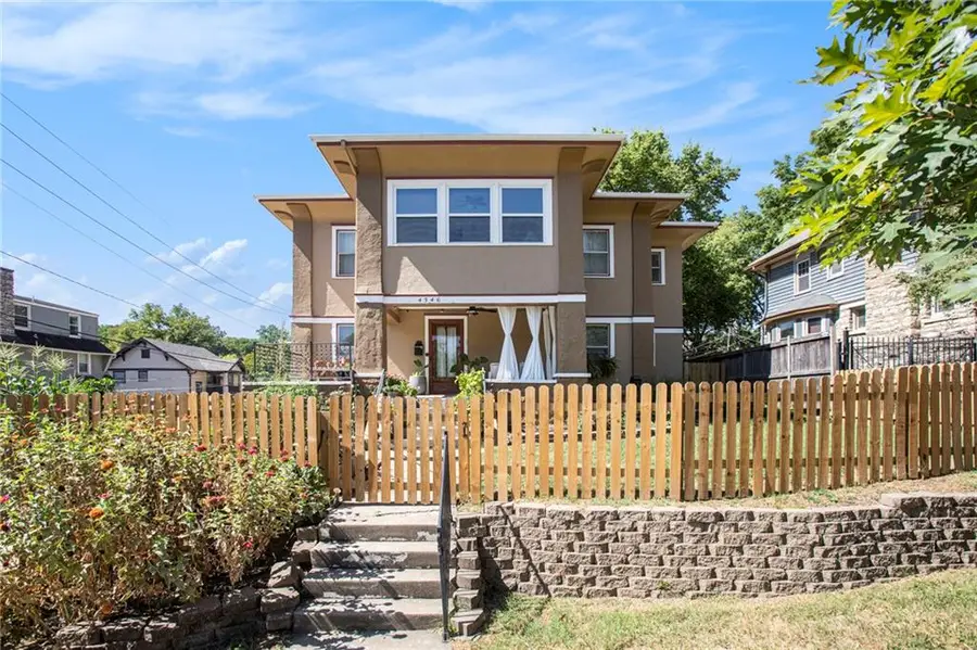 4346 Campbell Street, Kansas City, MO 64110 - #2