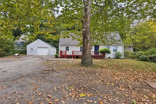 6008 Arlington Avenue, Raytown, MO 64133