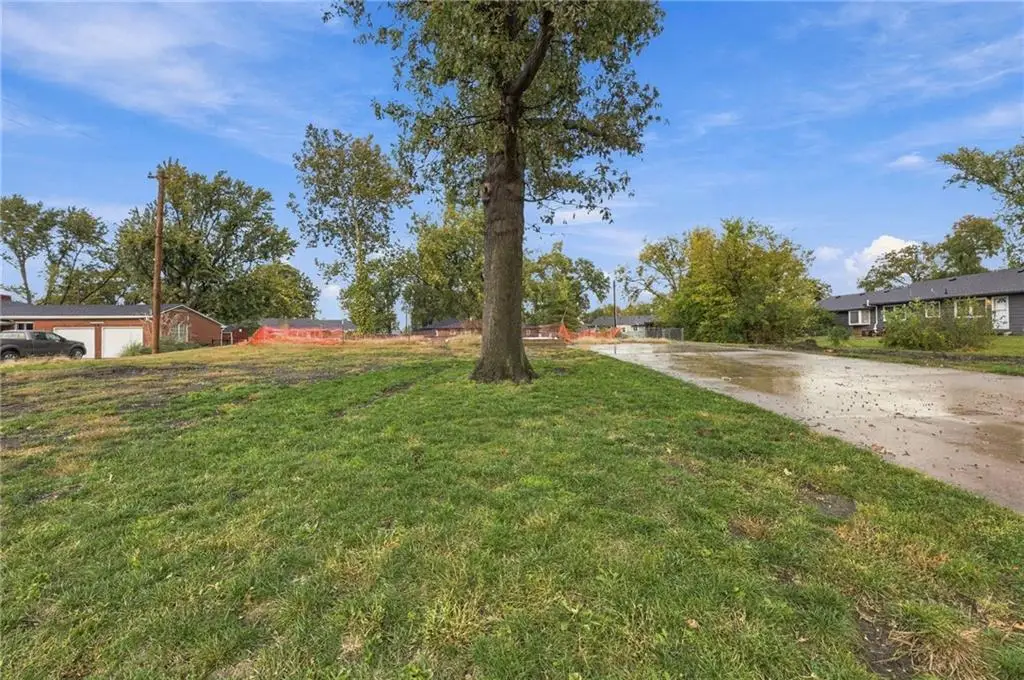 829 17th Terrace, Ottawa, KS 66067 - #1