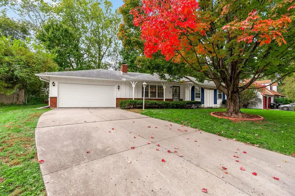 11301 E 53rd Terrace, Raytown, MO 64133 - #1