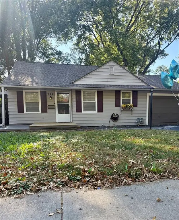 611 W 85th Street, Kansas City, MO 64114 - #1