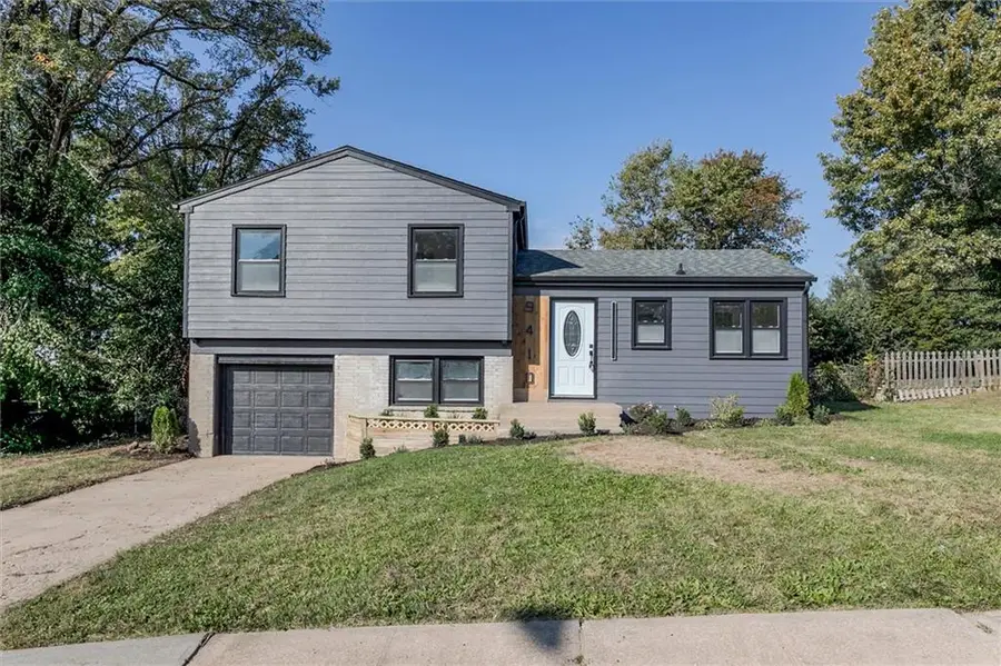 9410 White Avenue, Kansas City, MO 64138 - #3