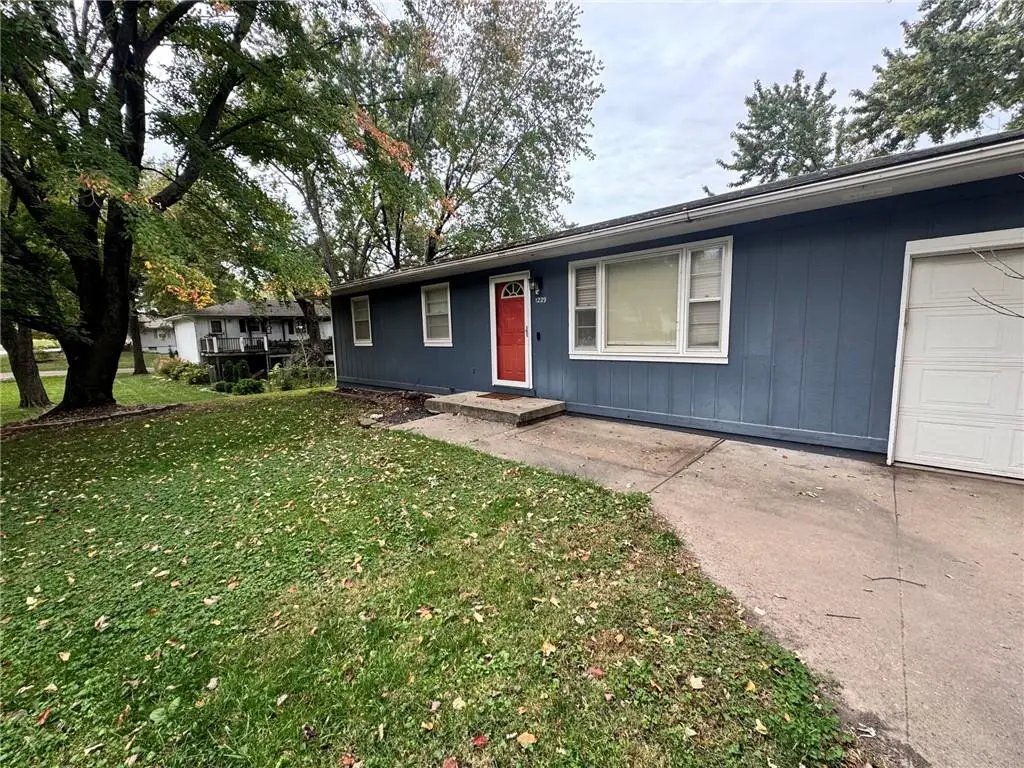 1229 Oak Street, Eudora, KS 66025 - #1