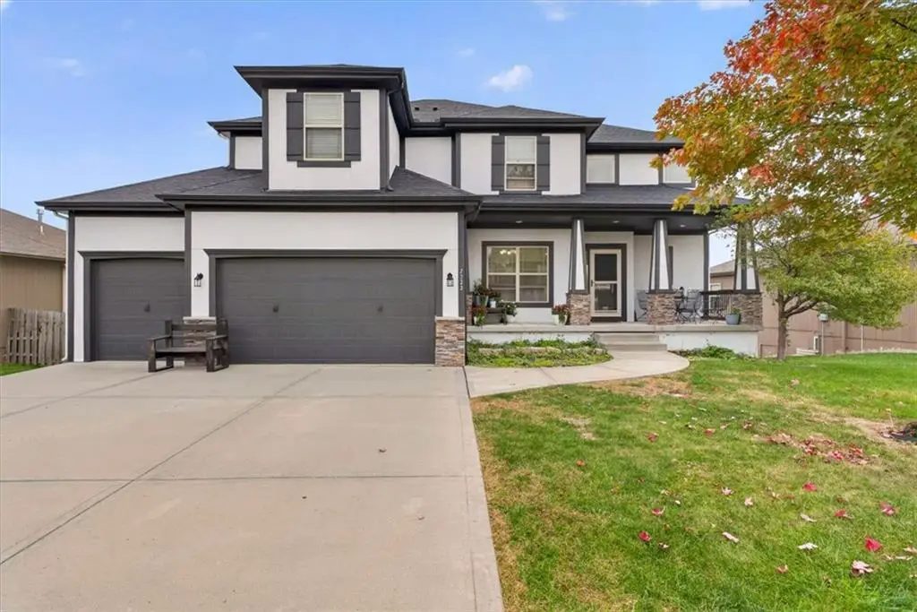 2333 SW Deer Run Road, Lees Summit, MO 64082 - #1
