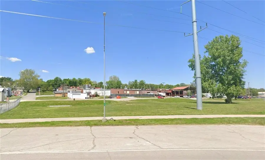615 Jefferson Street, Saint Joseph, MO 64505 - #2