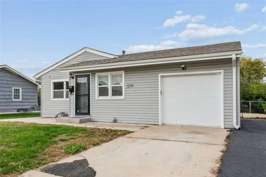 559 E Prairie Street, Olathe, KS 66061 - #3