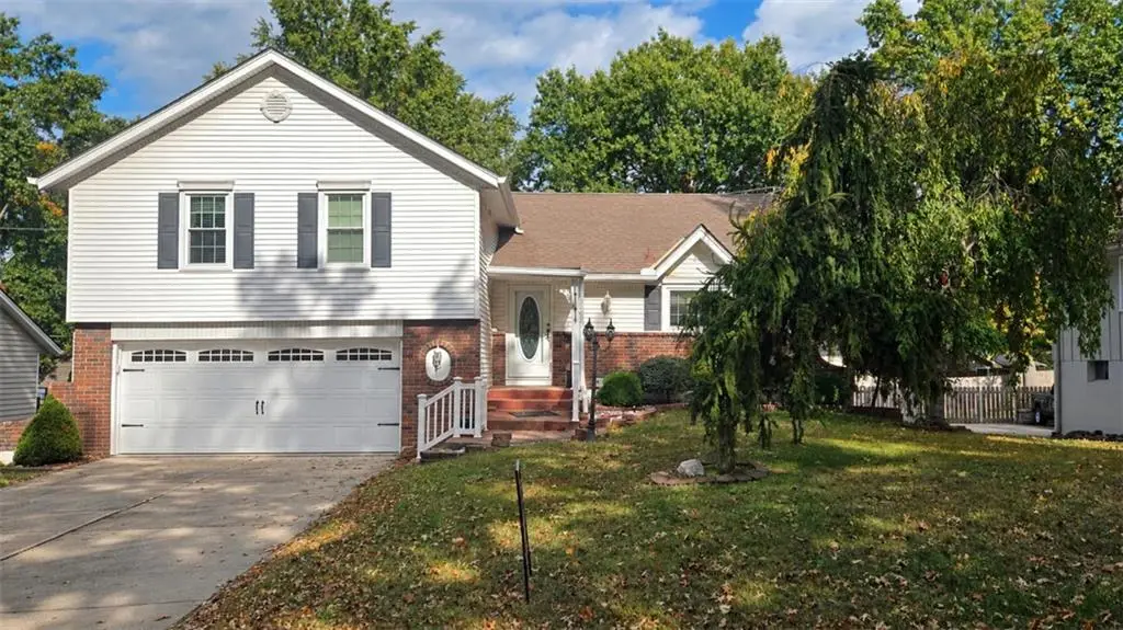 517 NW Beau Circle, Blue Springs, MO 64014 - #1