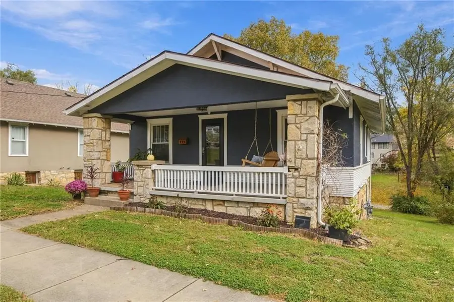 233 S Kimball Street, Excelsior Springs, MO 64024 - #2