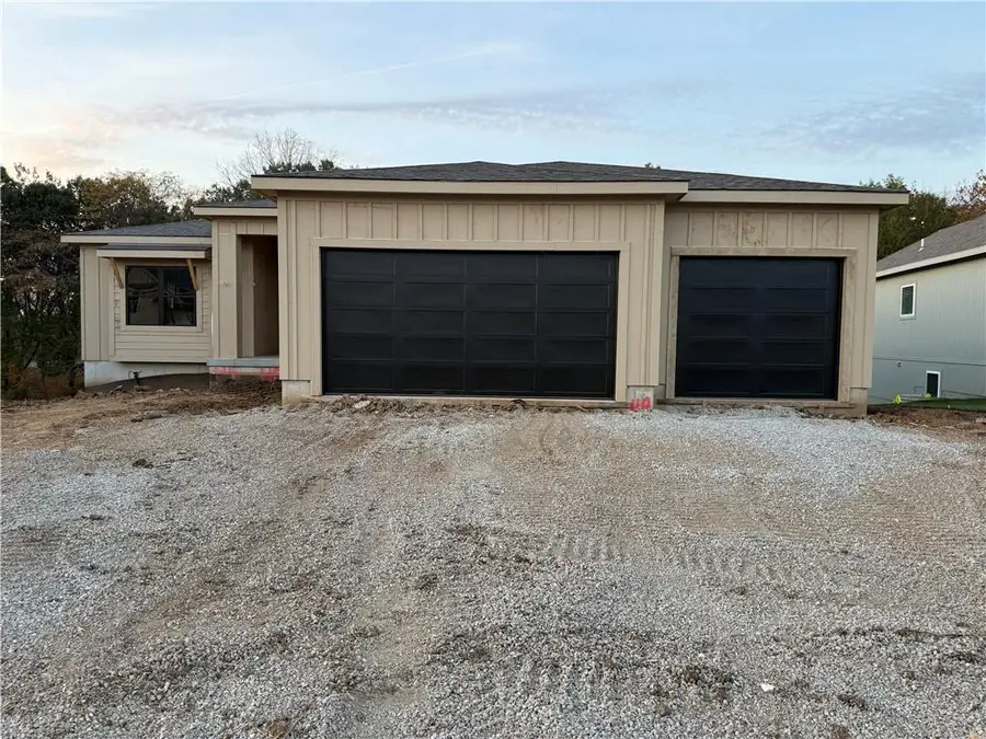 516 Skyview Lane, Liberty, MO 64068 - #2