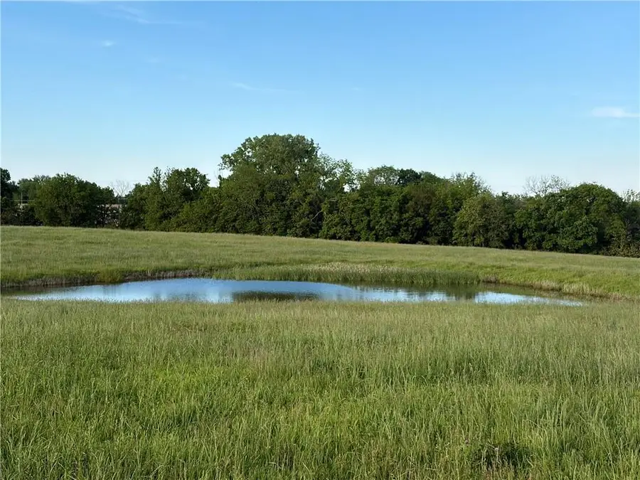 30500 E Us-24 Highway, Buckner, MO 64016 - #3