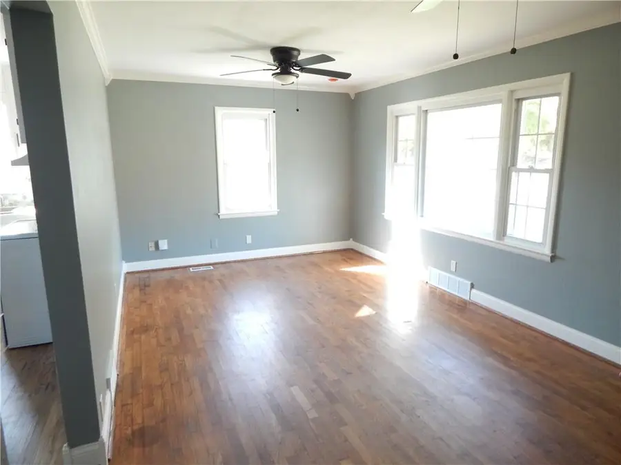 759 Pennsylvania Avenue, Leavenworth, KS 66048 - #3