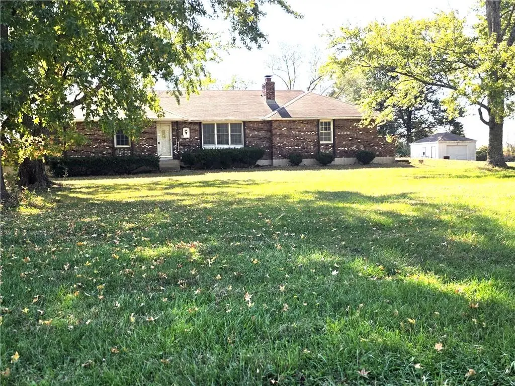 24103 E 275th Street, Harrisonville, MO 64701 - #1