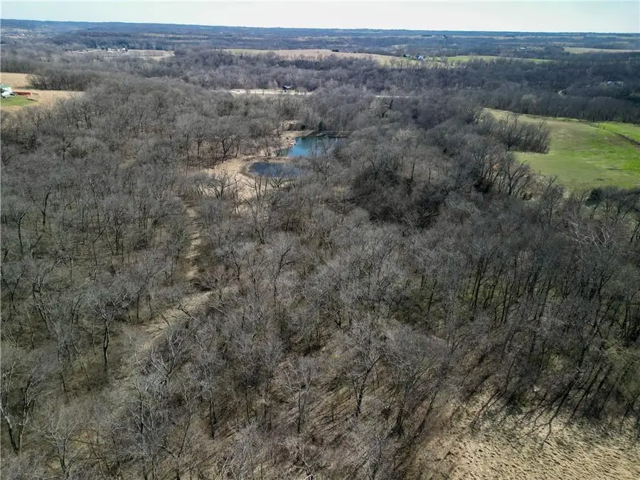 19209 Santa Fe Trail, Leavenworth, KS 66048 - #2