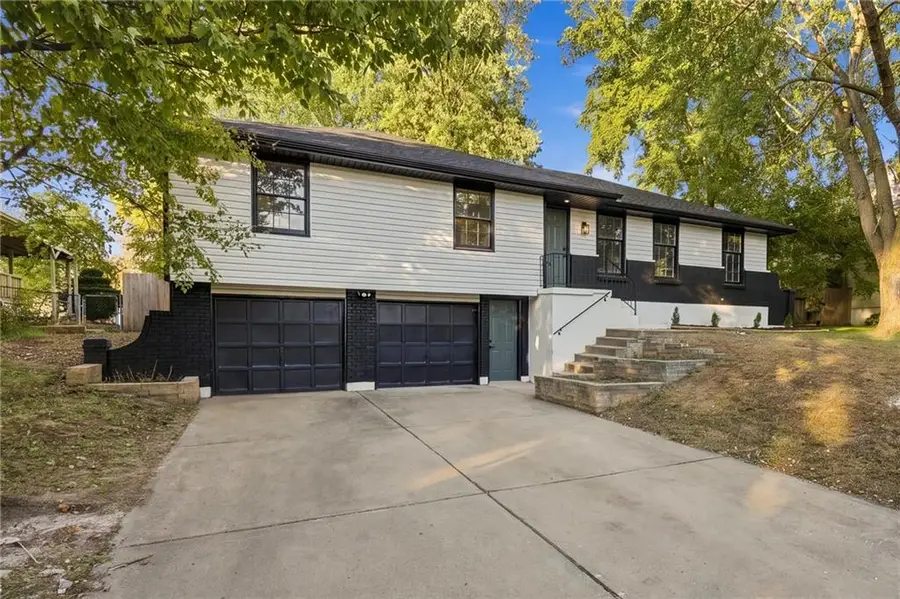 8006 E 163 Terrace, Belton, MO 64012 - #3
