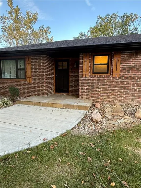 909 Bell Drive, Excelsior Springs, MO 64024 - #2