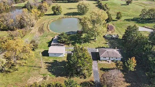 9005 Stillhouse Road, Liberty, MO 64068