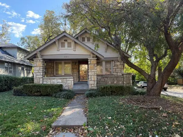 801 E 54th Street, Kansas City, MO 64110