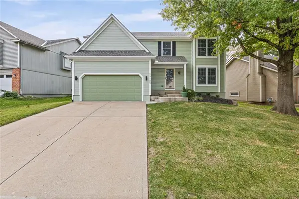 15125 W 132nd Place, Olathe, KS 66062