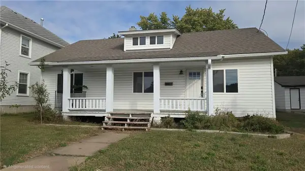 109 E Dryden Street, Odessa, MO 64076