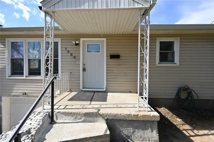 1926 Ewing Avenue, Kansas City, MO 64126 - #3