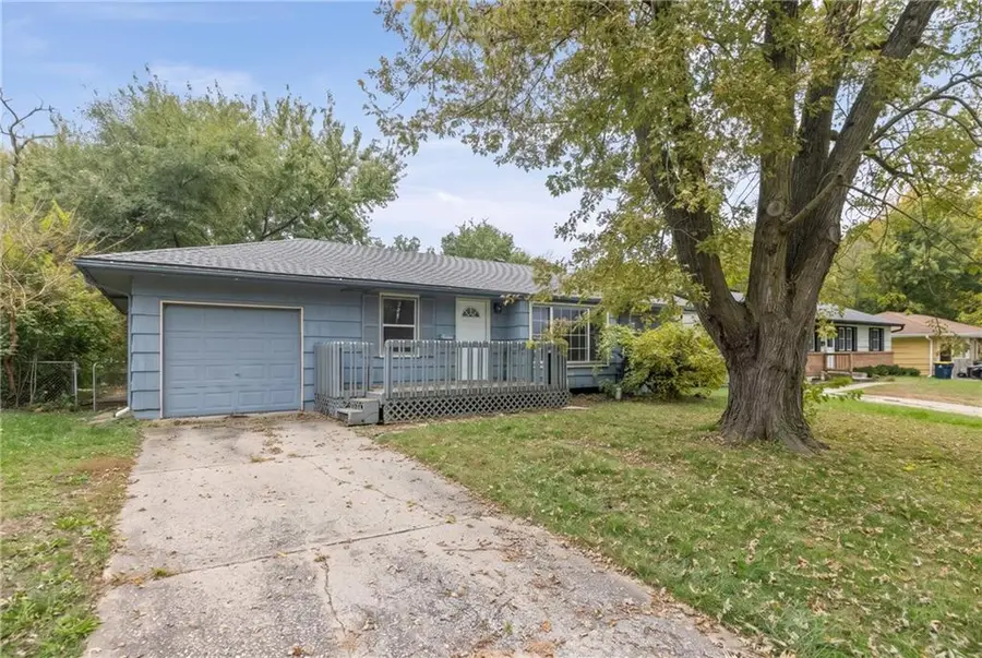 6003 E 99th Street, Kansas City, MO 64134 - #2