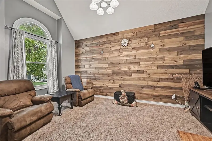 21711 W 51st Place, Shawnee, KS 66226 - #3