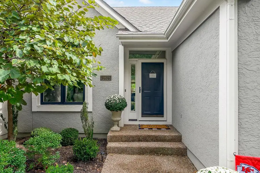12625 Cedar Street, Leawood, KS 66209 - #2