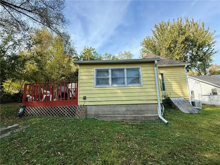 407 S Second Street, Richmond, MO 64085 - #2