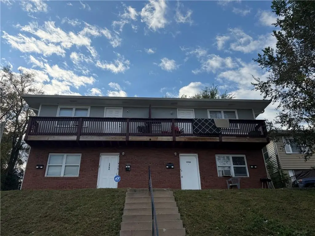 1742-1748 Bristol Avenue, Kansas City, MO 64126 - #1