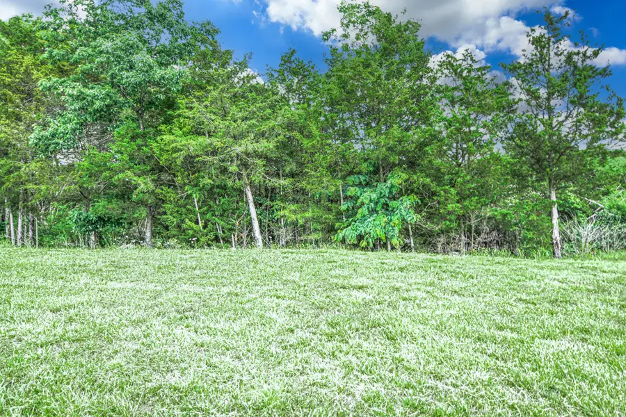 3613 Cody Dr, Jefferson City, MO 65109 - Image #2