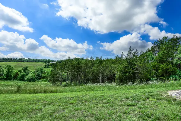 3620 Cody Dr, JEFFERSON CITY, MO 65109