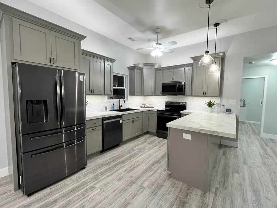 6466 Douglas Pky, Hallsville, MO 65255 - Image #2