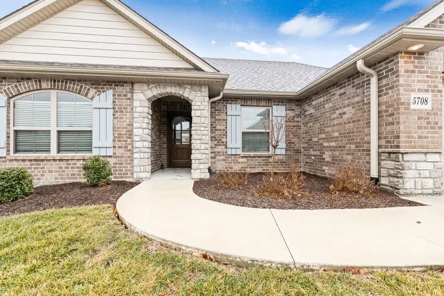 5708 Bower Ln, Columbia, MO 65201 - Image #2