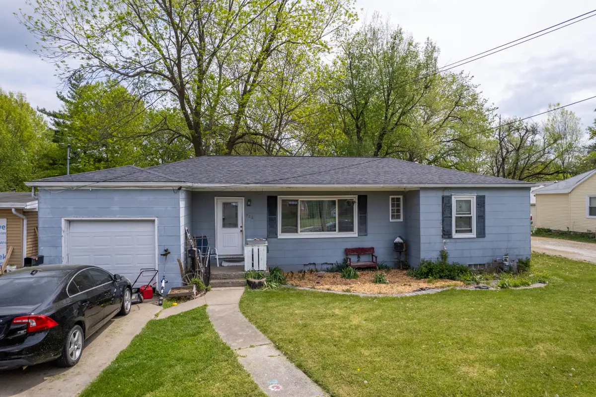 708 N West Blvd, Columbia, MO 65203 - Image #1