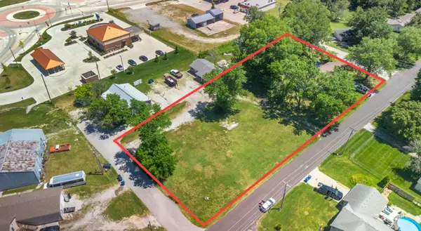 405 E Johnson Ave, ASHLAND, MO 65010