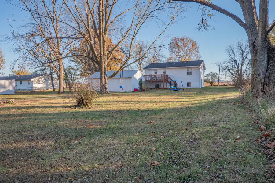 181 E Randolph St, Jacksonville, MO 65260 - Image #2