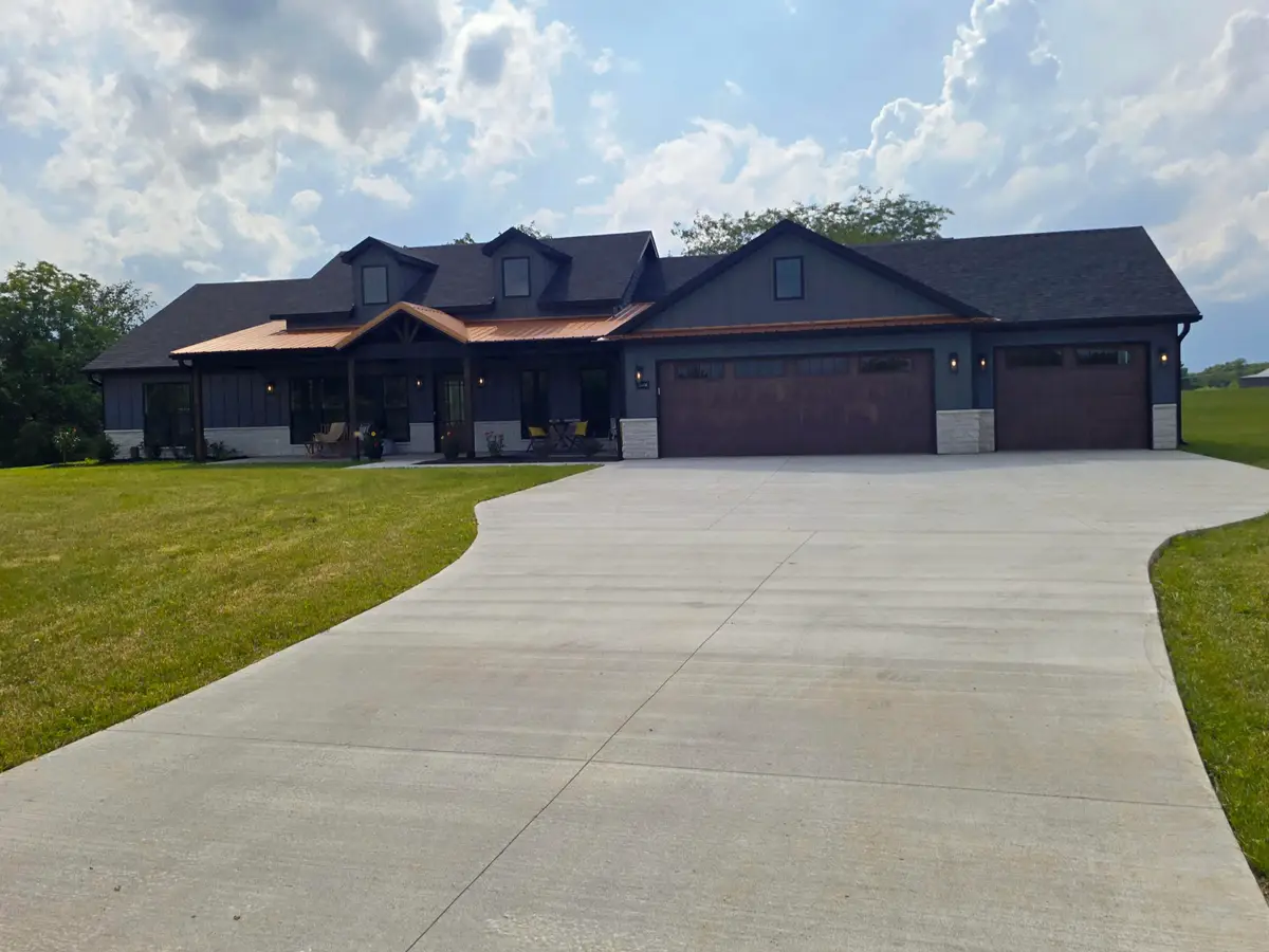 15850 N Golden Eagle Ct, Wooldridge, MO 65287 - Image #1