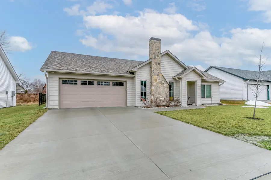 145 N Luna Ln, Columbia, MO 65201 - Image #2