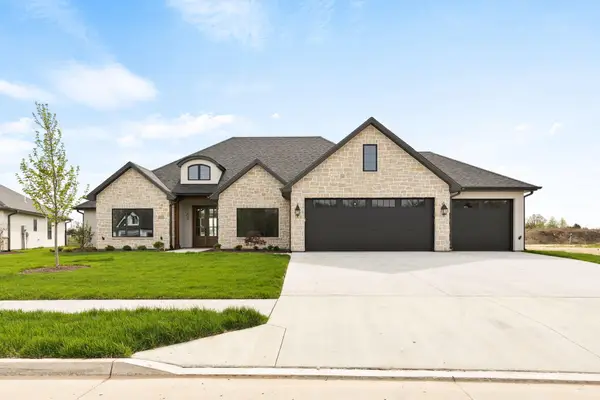 208 Walton Heath Dr, COLUMBIA, MO 65201