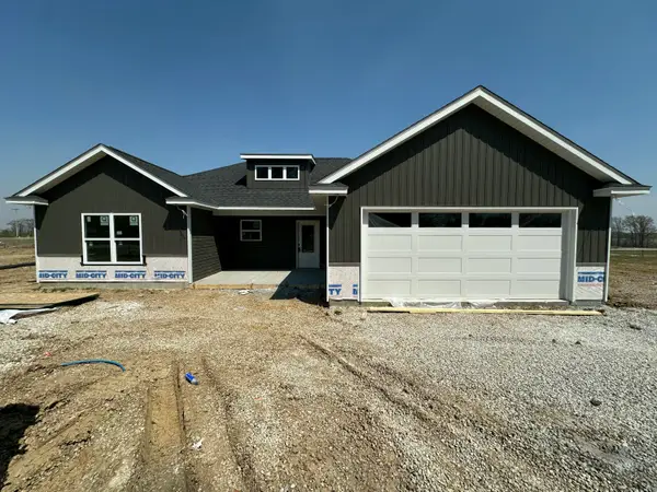 301 W Francis St, STURGEON, MO 65284